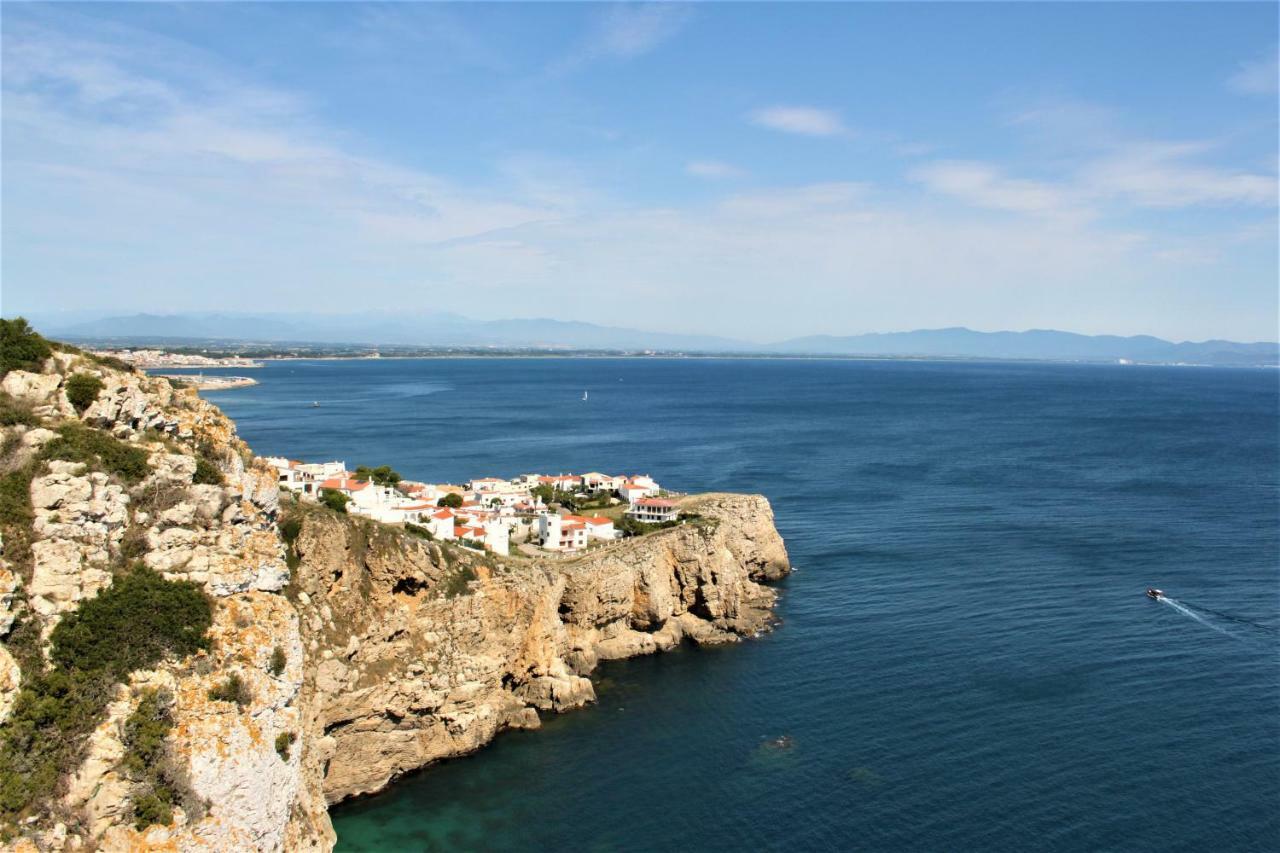 Lluna L' Escala Exteriör bild